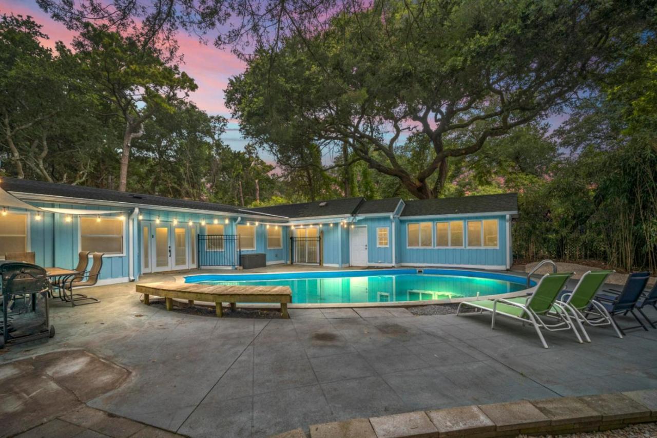 The Blue Lagoon Pine Knoll Shores Exterior foto