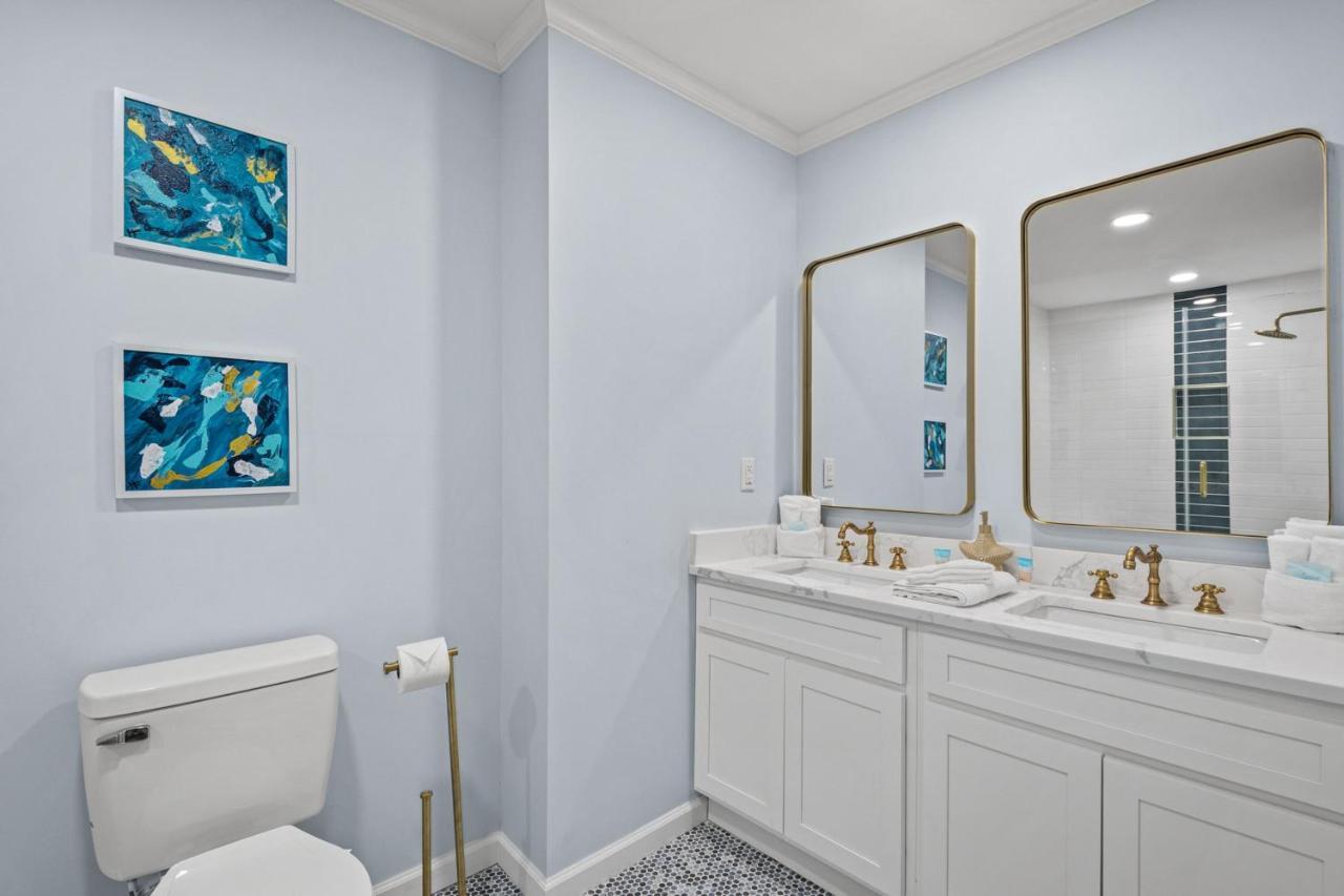The Blue Lagoon Pine Knoll Shores Exterior foto