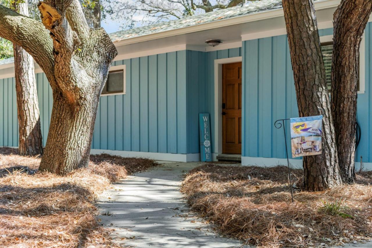 The Blue Lagoon Pine Knoll Shores Exterior foto
